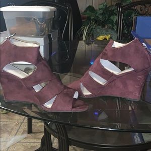 Maroon wedge heels 
9W
10/10 condition worn twice